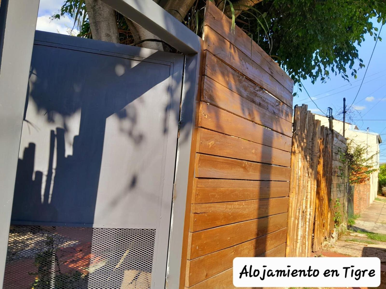 ホテル Alojamiento En Tigre Buenos Aires エクステリア 写真